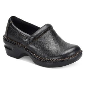 PRICE DROP! B.O.C peggy clogs